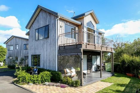 Photo of property in 134b Heta Road, Highlands Park, New Plymouth, 4312