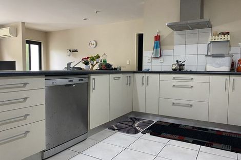 Photo of property in 4 Leadley Lane, Tawa, Wellington, 5028