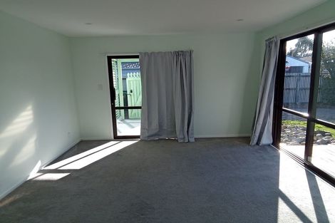 Photo of property in 48a Woodend Road, Woodend, 7610