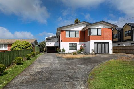 Photo of property in 250 Don Buck Road, Massey, Auckland, 0614