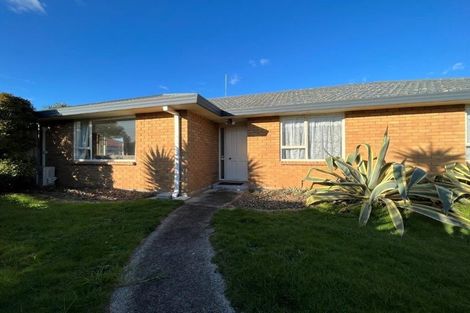 Photo of property in 43 Dalton Drive, Papamoa Beach, Papamoa, 3118