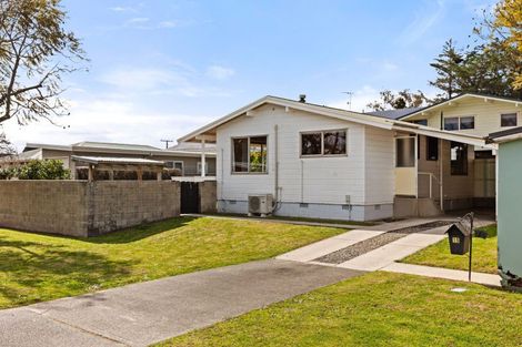 Photo of property in 15 Root Street, Gisborne, 4010