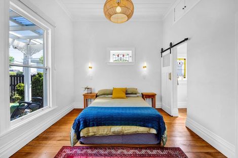 Photo of property in 67 Govett Avenue, Frankleigh Park, New Plymouth, 4310