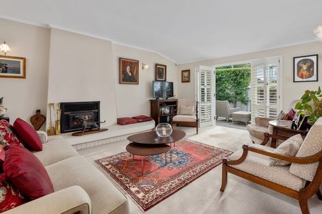 Photo of property in 13 Cameron Street, Takapuna, Auckland, 0622