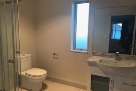 Photo of property in 227 Porchester Road, Takanini, 2112