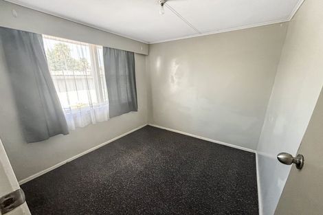 Photo of property in 211 Balmoral Drive, Tokoroa, 3420