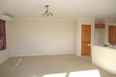 Photo of property in 1/1 Carriage Close, Northpark, Auckland, 2013