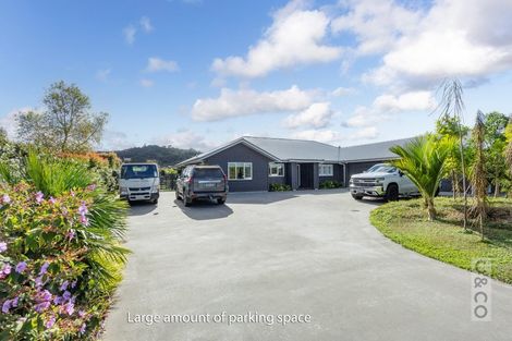 Photo of property in 212 Matua Road, Kumeu, 0810