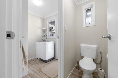 Photo of property in 27 Cotton Street, St Andrews, Hamilton, 3200