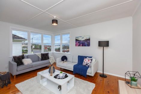 Photo of property in 35 Kotuku Street, Elsdon, Porirua, 5022