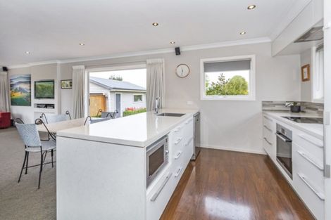 Photo of property in 39 Denise Crescent, Hornby, Christchurch, 8042
