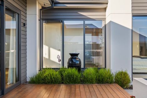 Photo of property in 32 Ardrossan Way, Tai Tapu, 7672