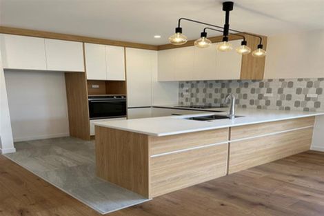 Photo of property in 32 Hari Road, Karaka, 2113