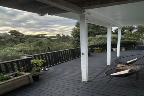 Photo of property in 26 Northland Road, Northland, Wellington, 6012