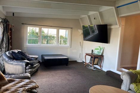 Photo of property in 3 Andrew Street, Elgin, Gisborne, 4010