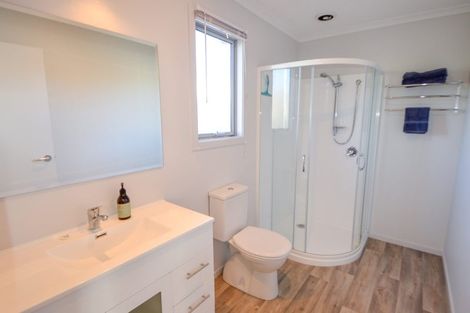 Photo of property in 20 Pisa Moorings Road, Mount Pisa, Cromwell, 9383