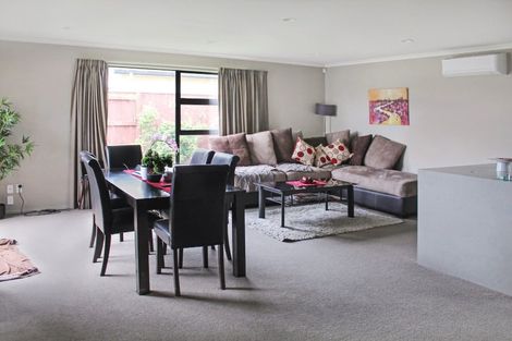 Photo of property in 33a Rosalie Terrace, Kelvin Grove, Palmerston North, 4414