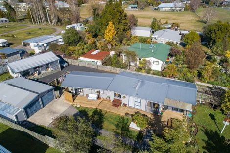 Photo of property in 32 Willow Avenue, Hannahs Bay, Rotorua, 3010