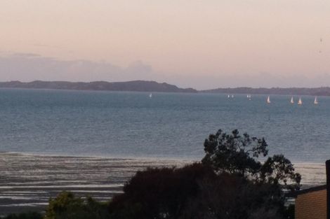 Photo of property in 122 Pah Road, Cockle Bay, Auckland, 2014