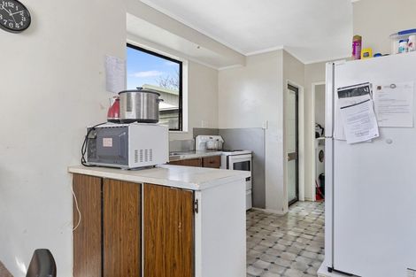 Photo of property in 11a Hockin Place, Fairfield, Hamilton, 3214