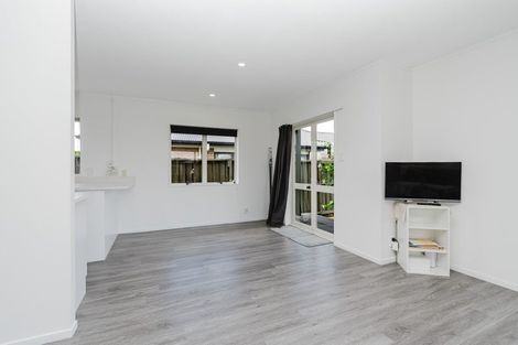 Photo of property in 21 Norman Street, Nawton, Hamilton, 3200