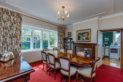 Photo of property in 32 Brassey Road, Saint Johns Hill, Whanganui, 4500