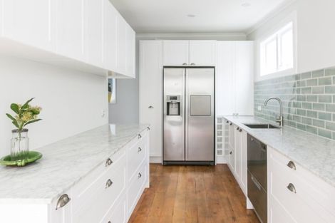 Photo of property in 137 Vigor Brown Street, Napier South, Napier, 4110