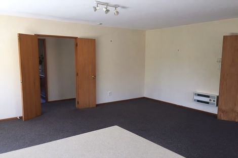 Photo of property in 2/395 Ilam Road, Bryndwr, Christchurch, 8053