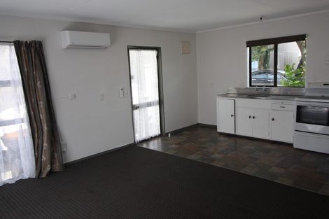 Photo of property in 7/81 Linton Street, West End, Palmerston North, 4410