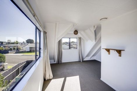 Photo of property in 2a Trent Street, Taradale, Napier, 4112