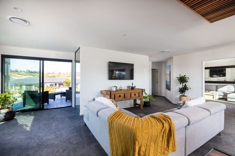 Photo of property in 46 Fernbrook Drive, Hurworth, New Plymouth, 4310