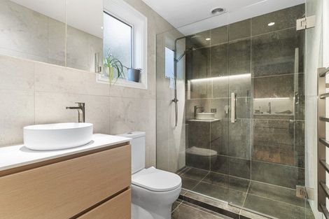 Photo of property in 24 Otanerua Road, Hatfields Beach, Orewa, 0931