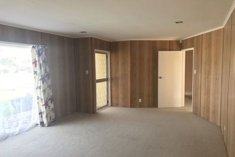 Photo of property in 2 Cranberry Place, Bucklands Beach, Auckland, 2012