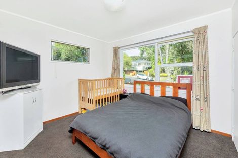 Photo of property in 50 Tamahere Drive, Glenfield, Auckland, 0629
