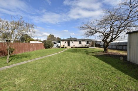 Photo of property in 2 Philip Street, Carterton, 5713