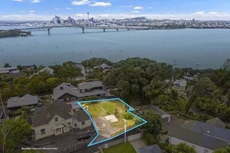 Photo of property in 32a Hinemoa Street, Birkenhead, Auckland, 0626