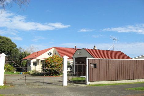 Photo of property in 16 Mason Terrace, Gonville, Whanganui, 4501
