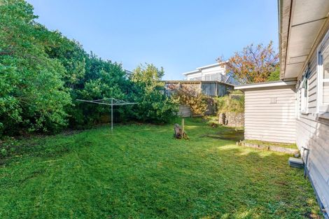 Photo of property in 1 Titoki Road, Raumati Beach, Paraparaumu, 5032