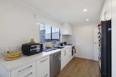 Photo of property in 48a Glenroy Street, Woolston, Christchurch, 8062