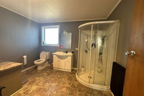 Photo of property in 17 Grange Street, Winton, 9720