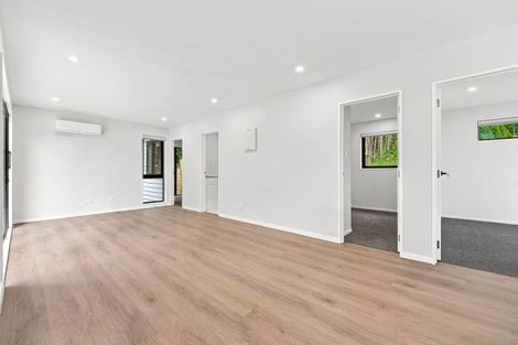 Photo of property in 13 Tower Hill, Stanmore Bay, Whangaparaoa, 0930