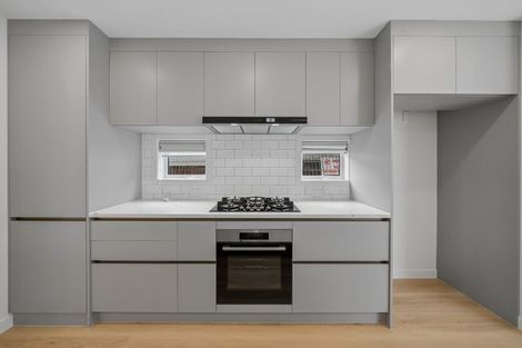 Photo of property in 1/5 Tawa Terrace, Tawa, Wellington, 5028