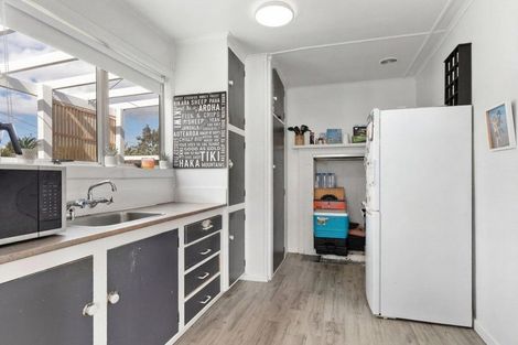 Photo of property in 27 Oxford Street, Lansdowne, Masterton, 5810