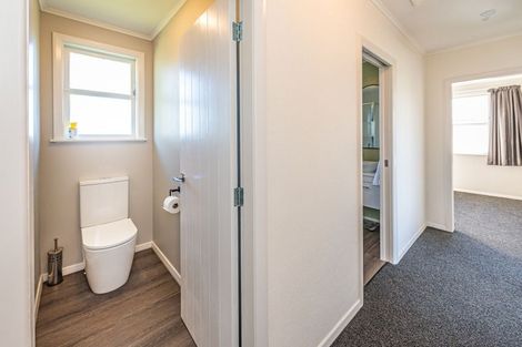 Photo of property in 56 Tutaenui Road, Marton, 4710