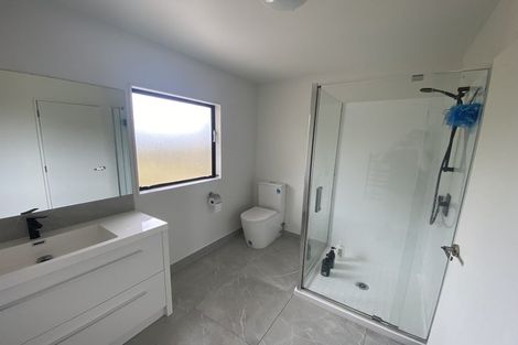 Photo of property in 1/3 Ceramco Place, Torbay, Auckland, 0630