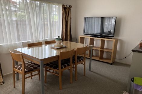 Photo of property in 1/77 Aberfeldy Avenue, Highland Park, Auckland, 2010