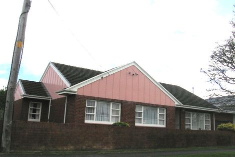 Photo of property in 21 Colin Grove, Hutt Central, Lower Hutt, 5010