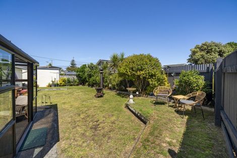 Photo of property in 33 Babbacombe Avenue, Otaki Beach, Otaki, 5512