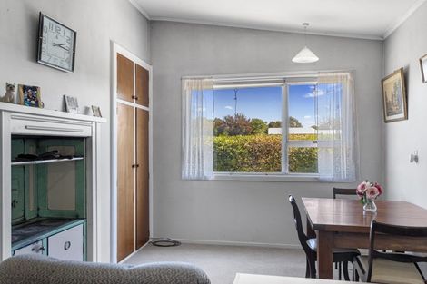 Photo of property in 96 Kippenberger Avenue, Rangiora, 7400