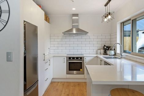 Photo of property in 22 Reka Street, Parklands, Christchurch, 8083